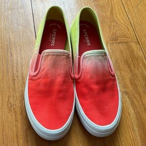 Sperry tie-dye slip on sneakers